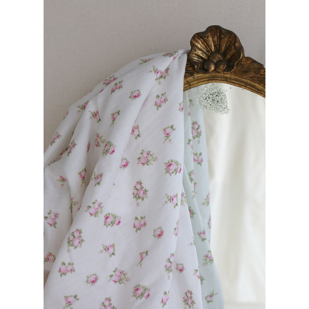 Rosabella - Double gaze de coton BIO blanc motif fleuri rose