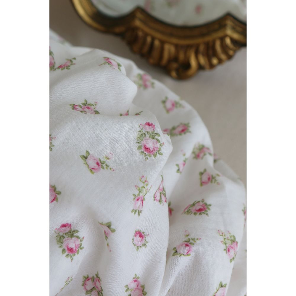 Rosabella - Double gaze de coton BIO blanc motif fleuri rose