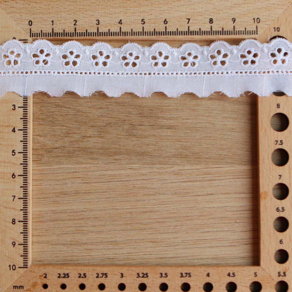 Galon coton broderie blanc15mm x1m