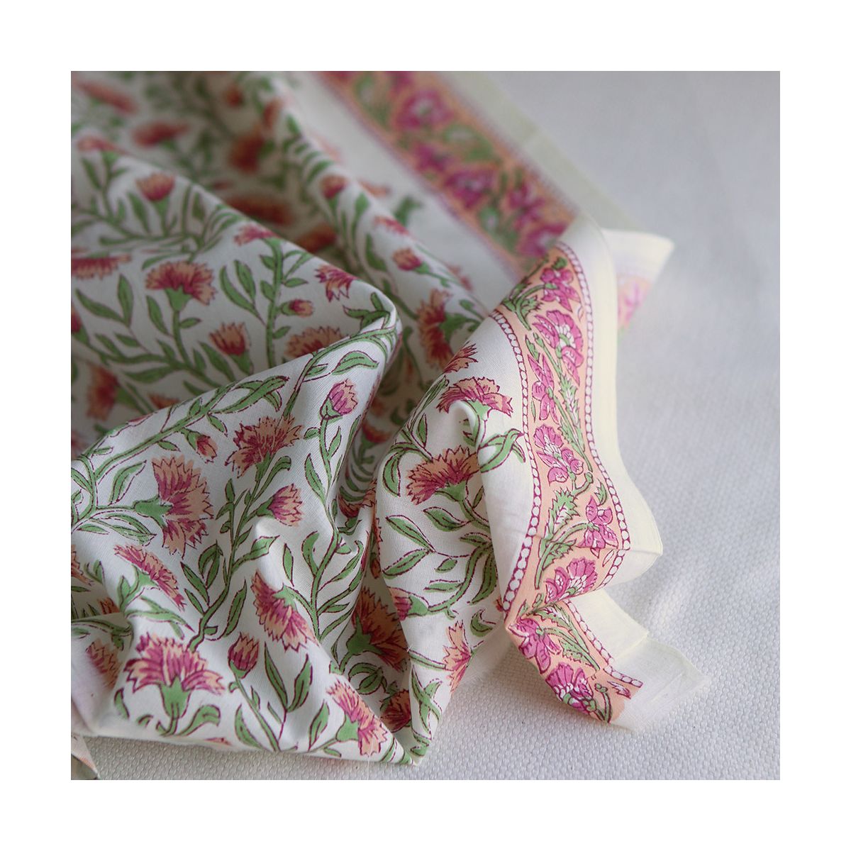 Jasmin - Tissu indien en coton imprimé main Hand Block Artisanal Jasmin - Tissu indien en coton imprimé main Hand Block Artisanal