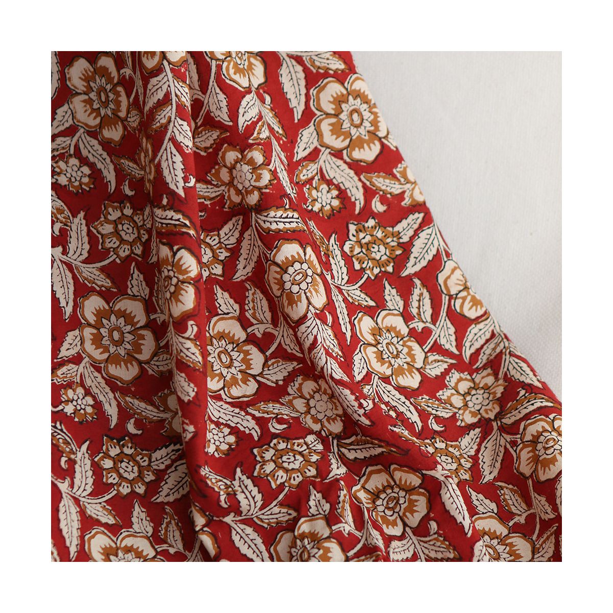 Laili - Tissu indien en coton imprimé main Hand Block Artisanal Laili - Tissu indien en coton imprimé main Hand Block Artisanal