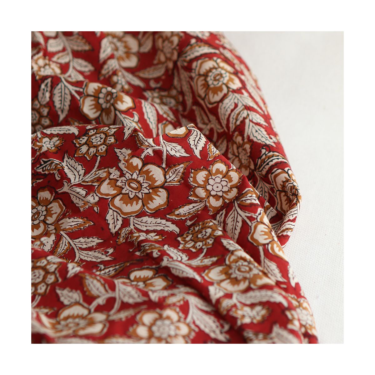 Laili - Tissu indien en coton imprimé main Hand Block Artisanal Laili - Tissu indien en coton imprimé main Hand Block Artisanal