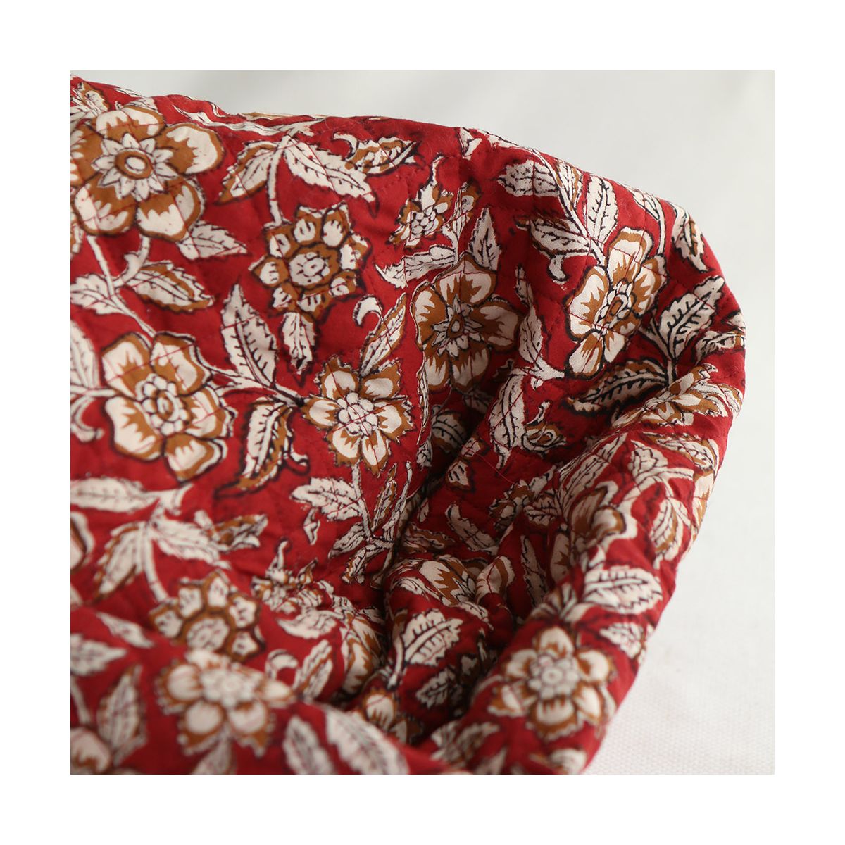 Laïli - Tissu indien matelassé double face coton hand block largeur 100cm Laïli - Tissu indien matelassé double face coton hand block largeur 100cm