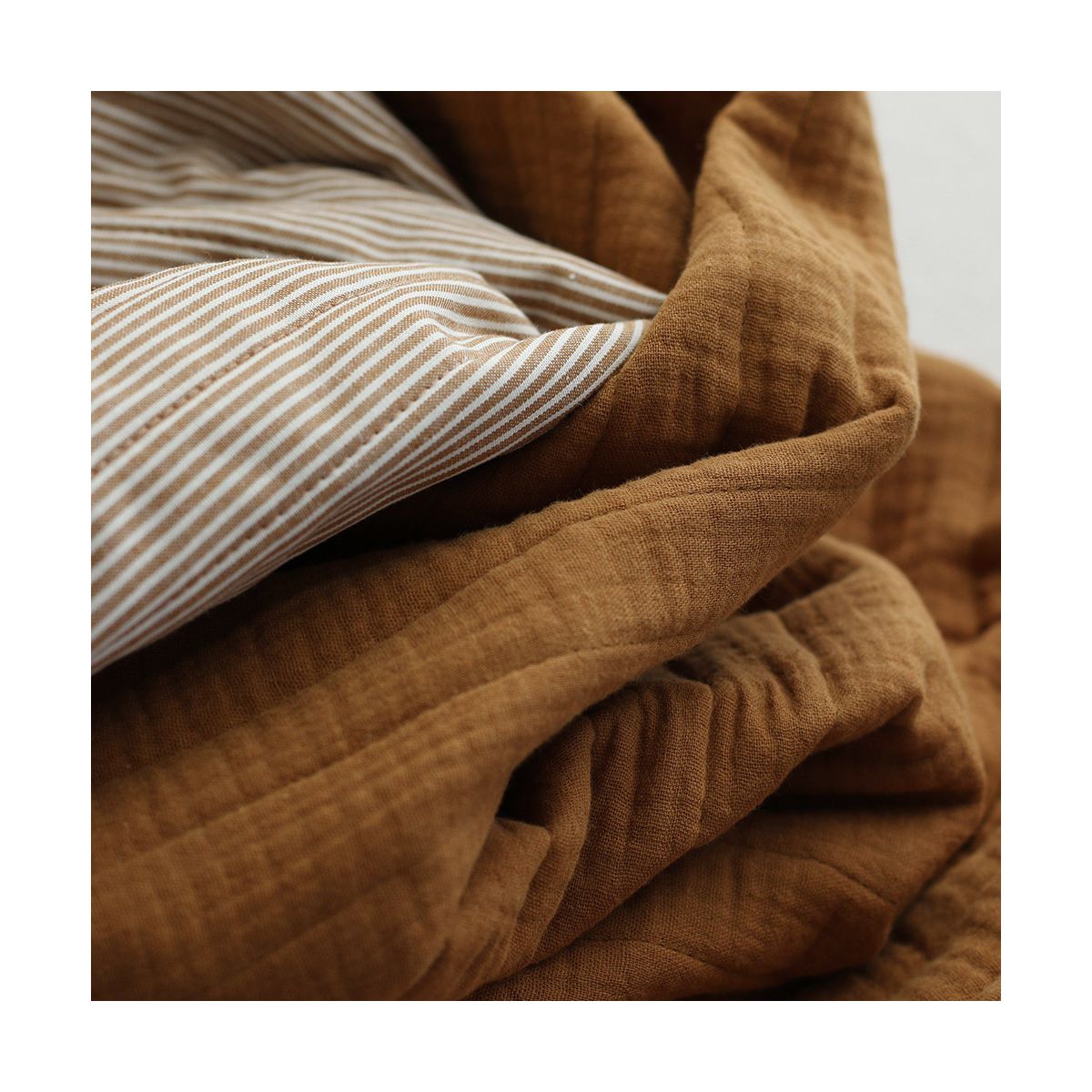 Country - Tissu matelassé double face havane / rayures ocre