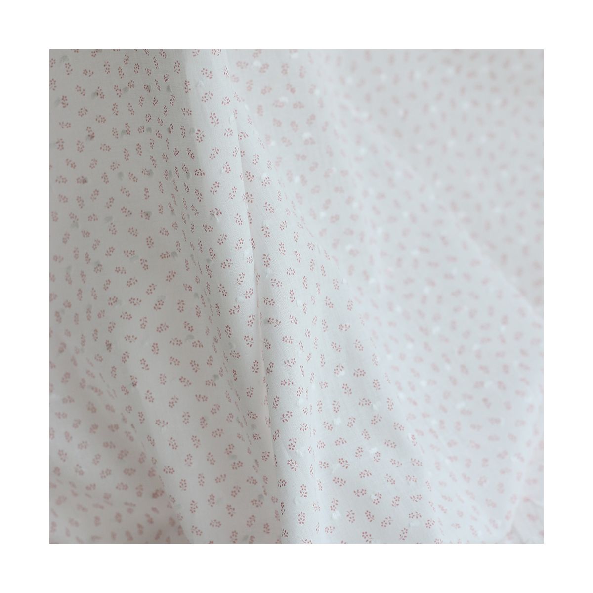 Anaelle - Plumetis de coton blanc imprimé fleuri vieux rose