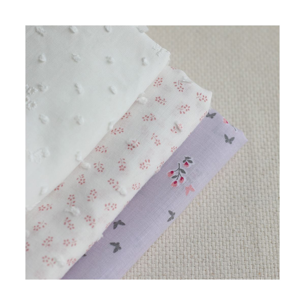 Anaelle - Plumetis de coton blanc imprimé fleuri vieux rose