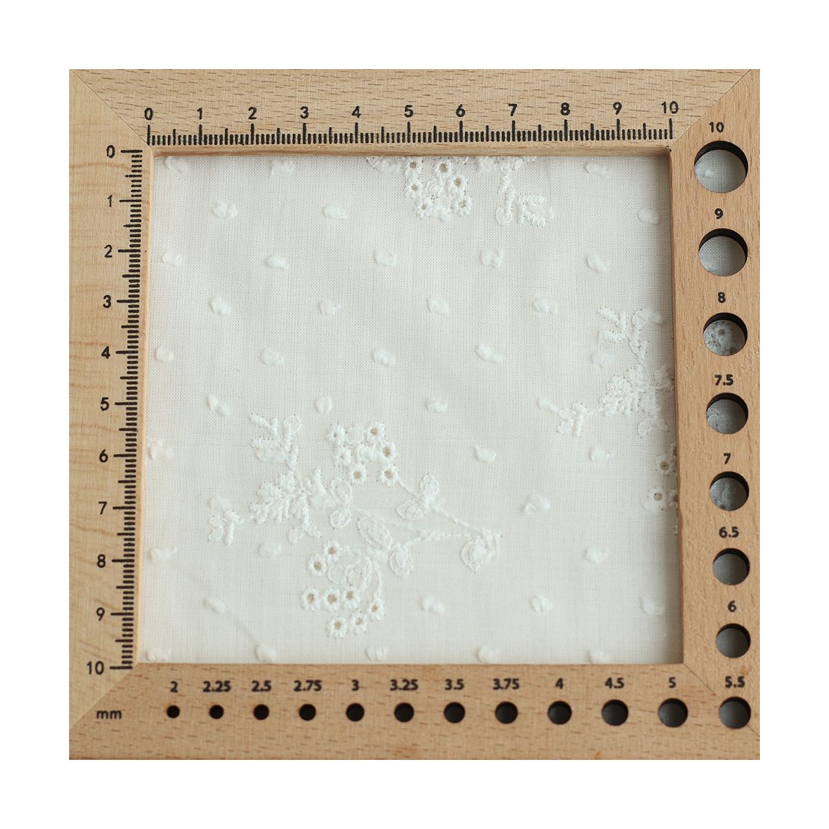 copy of Broderie anglaise voile de coton coloris blanc