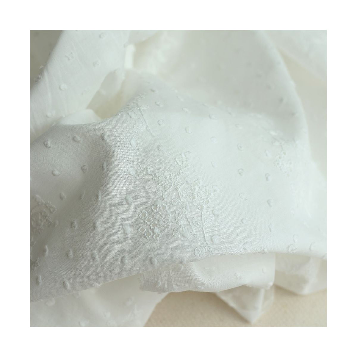 copy of Broderie anglaise voile de coton coloris blanc