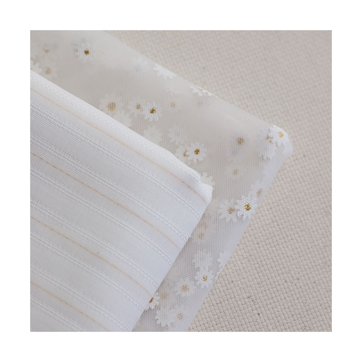 Tissu coton texturé / jacquard lurex métallisé doré