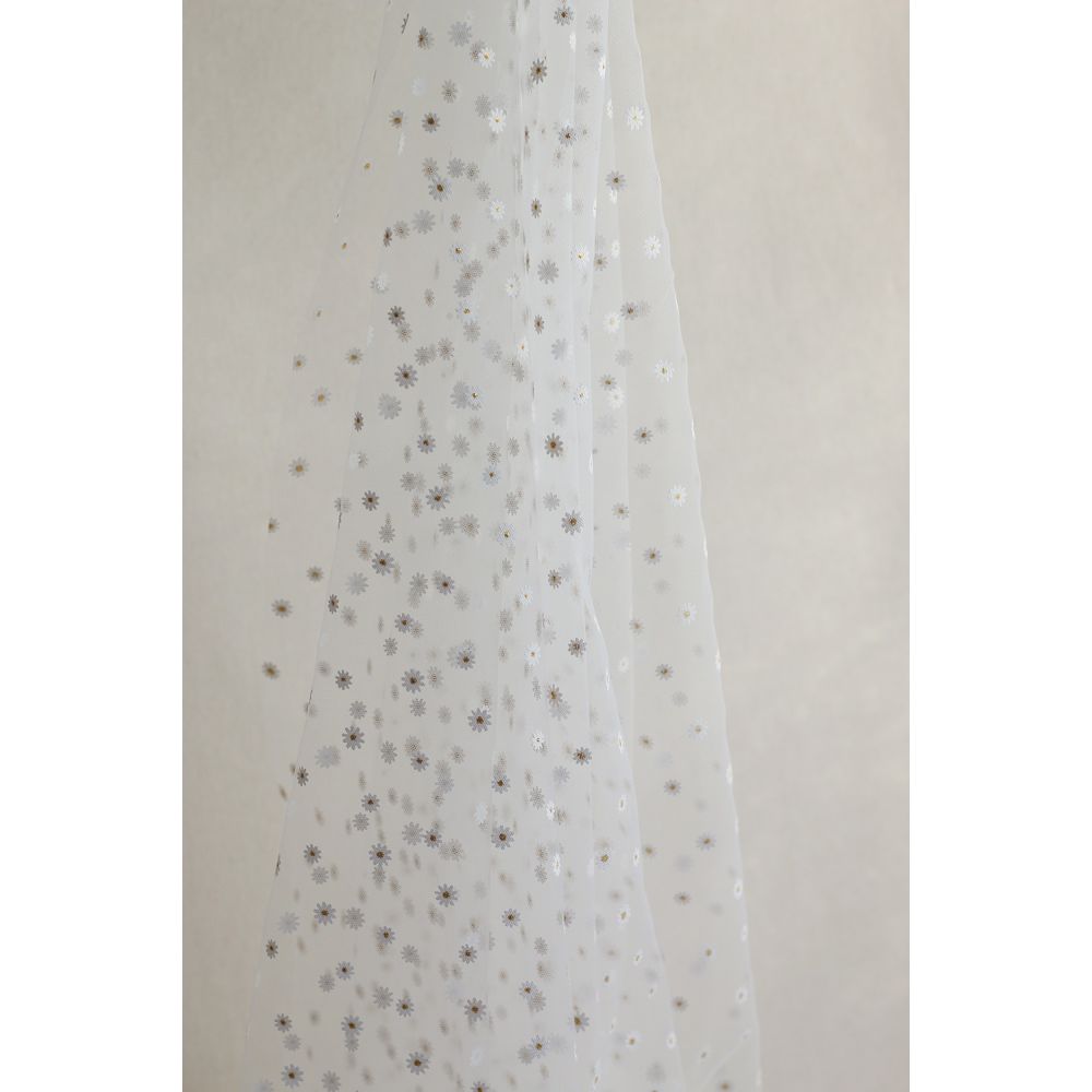 Tulle blanc petites marguerites dorées