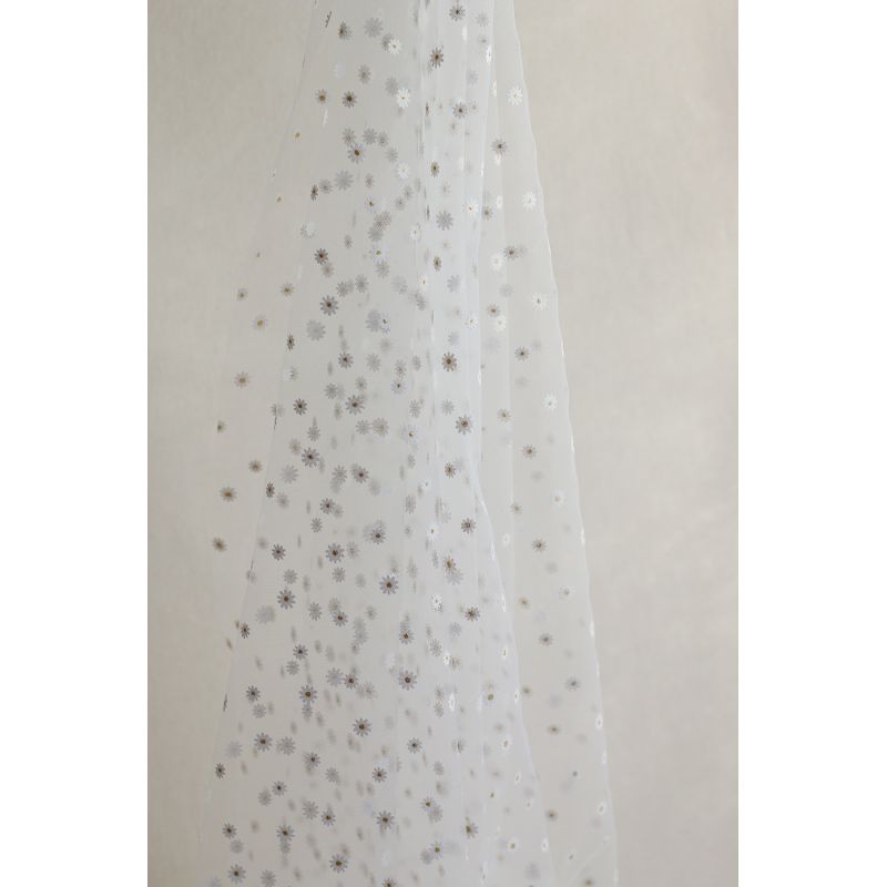 Tulle blanc petites marguerites dorées