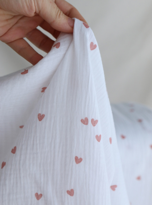 Corazon - Double gaze de coton petits coeurs rose fond blanc