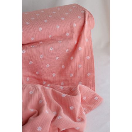 Daisy - Double gaze de coton marguerites fond corail Daisy - Double gaze de coton marguerites fond corail