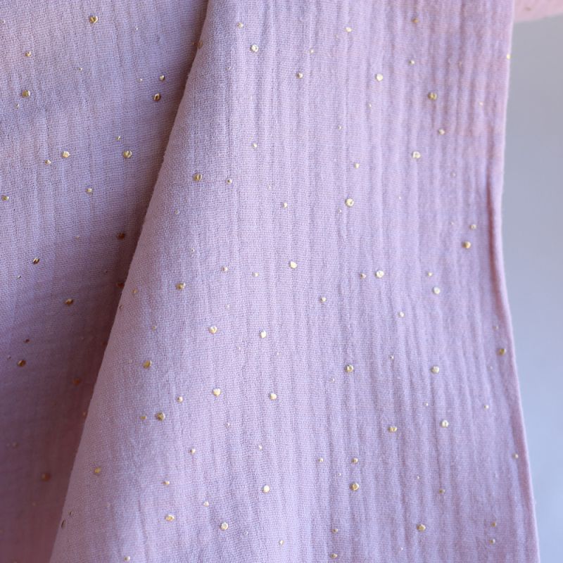 Double gaze de coton pois dorés fond vieux rose