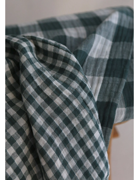 Double gaze de coton vichy réversible blanc / vert sapin