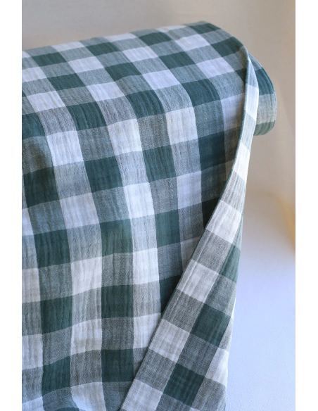 Double gaze de coton vichy réversible blanc / vert sapin