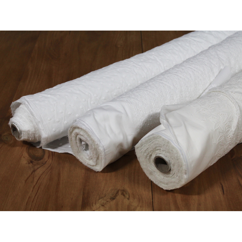 Broderie anglaise coton coloris ivoire