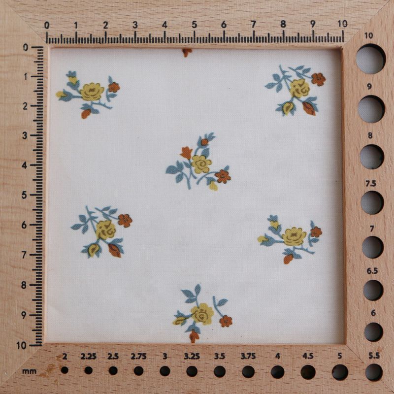 Celine - Popeline douce coton organique fond ivoire fleuri ocre / moutarde