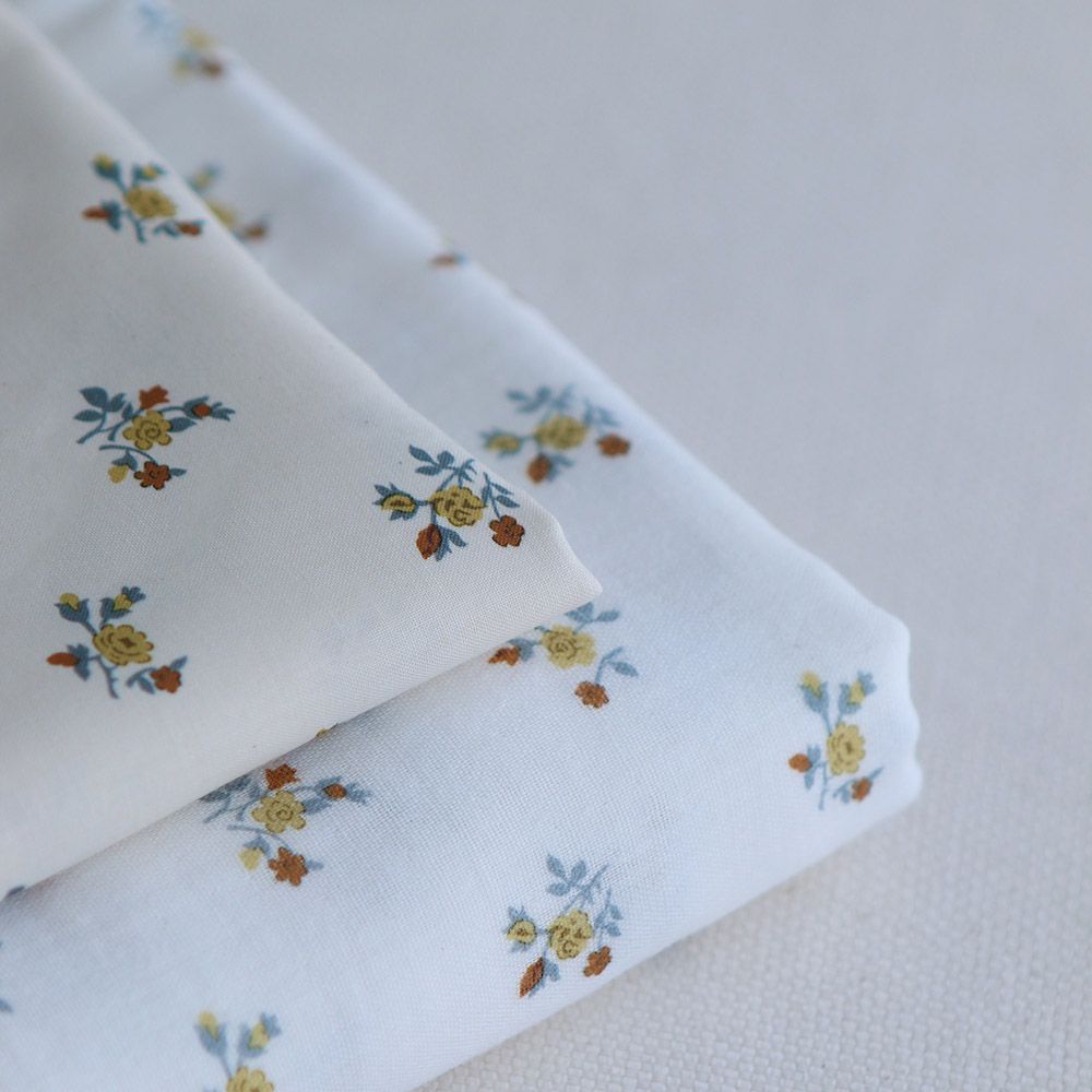 Celine - Popeline douce coton organique fond ivoire fleuri ocre / moutarde