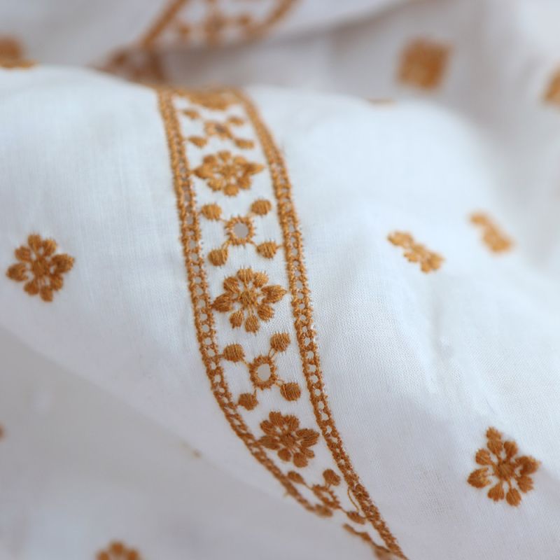 copy of Claudia - Voile coton organique blanc brodé argenté