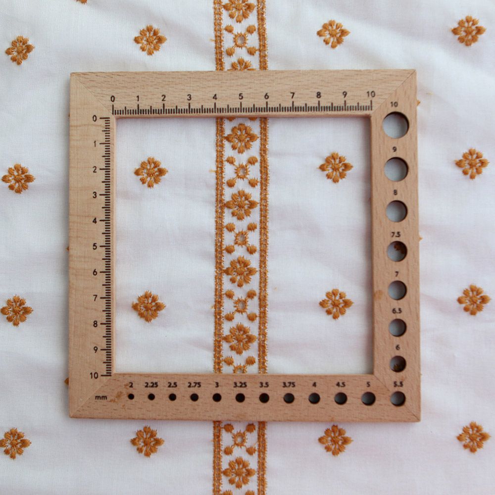 copy of Claudia - Voile coton organique blanc brodé argenté