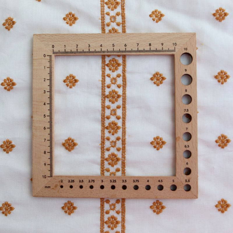 copy of Claudia - Voile coton organique blanc brodé argenté