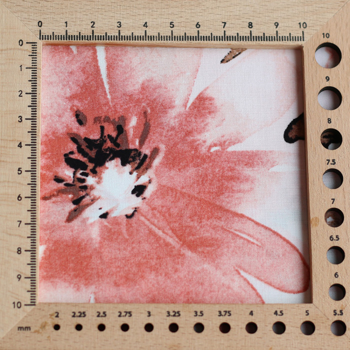 Ambre - Viscose imprimé fleuri corail nude