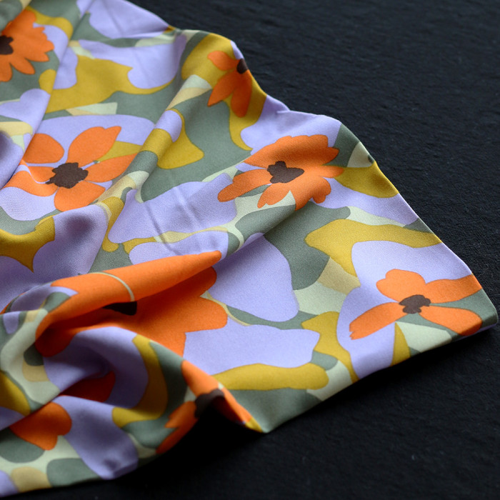 Aimée - Viscose imprimé fleuri vert et orange