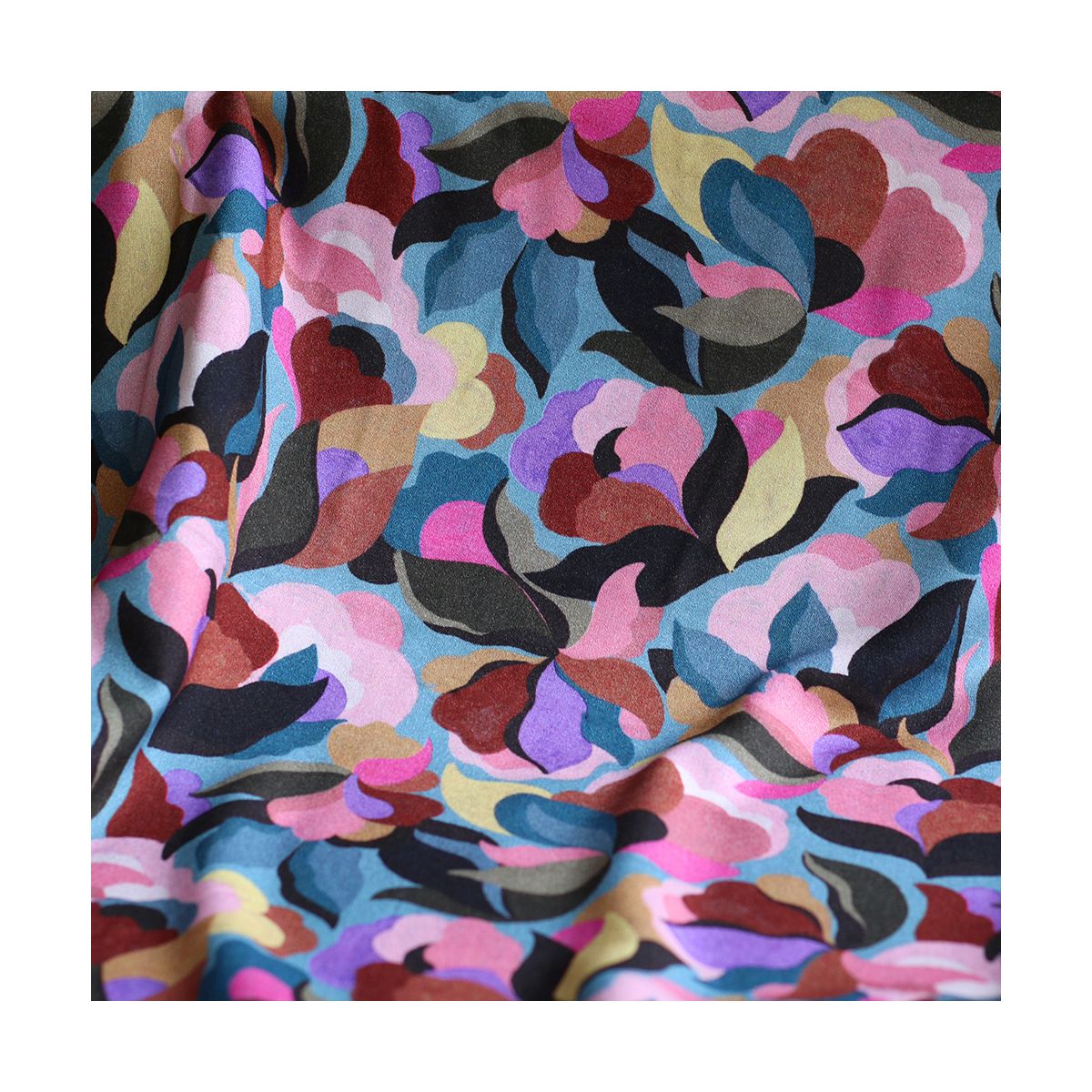 Abiva - Viscose imprimé graphique et fleuri