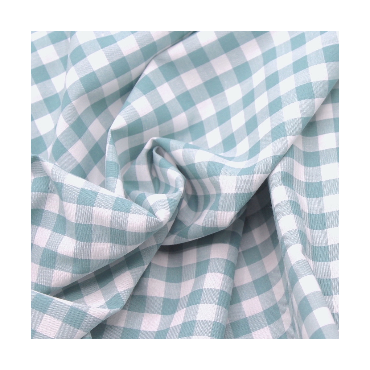 Coton vichy carreaux 10mm VERT SAUGE Coton vichy carreaux 10mm VERT SAUGE