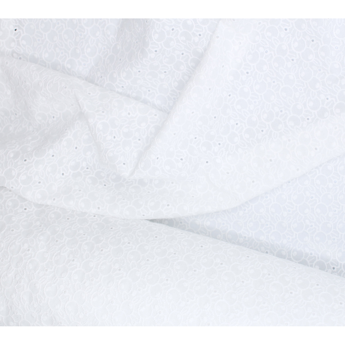 Broderie anglaise coton coloris BLANC Qualité Oeko-tex - 2 Broderie anglaise coton coloris BLANC Qualité Oeko-tex - 2