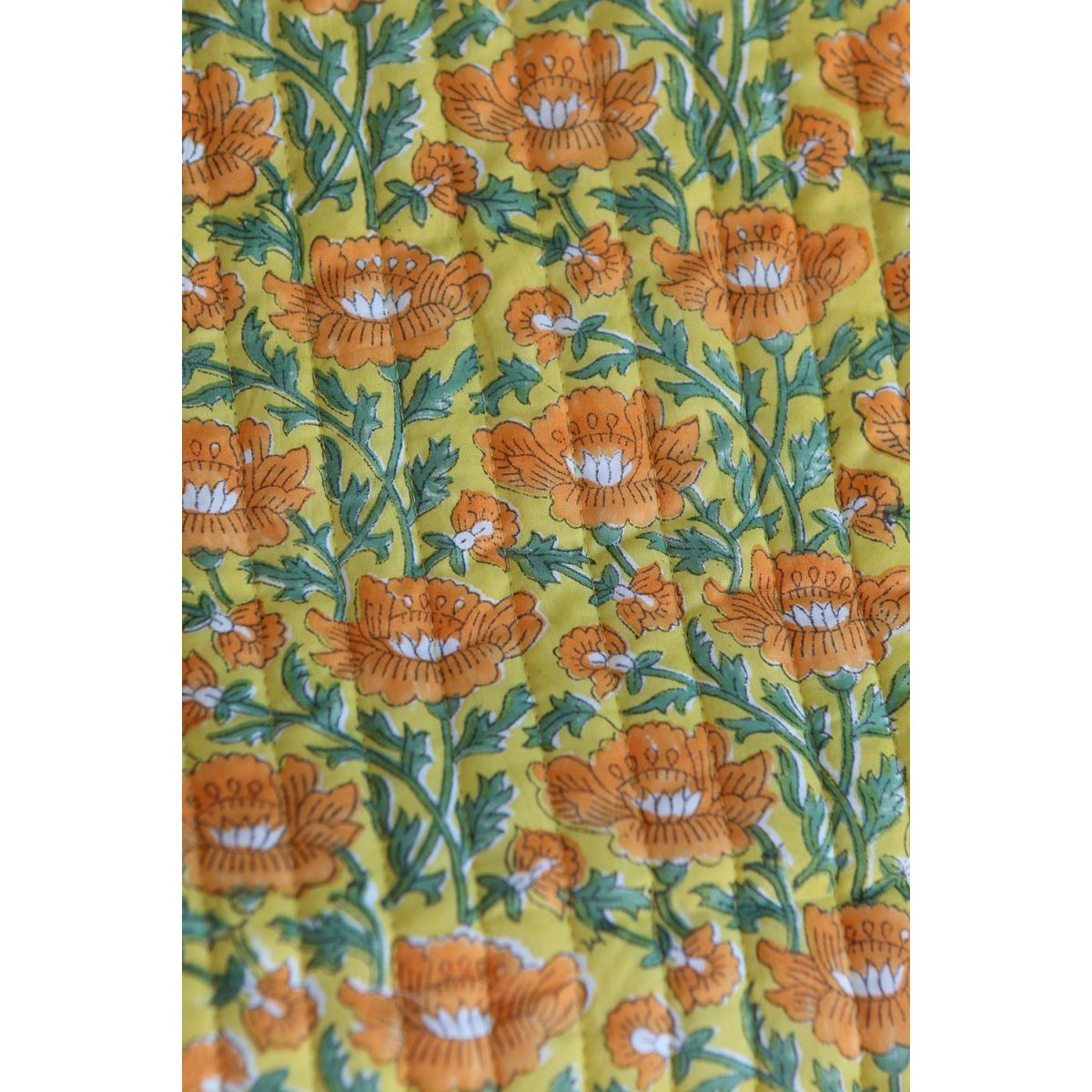 Chanda - Tissu indien matelassé double face coton hand block largeur 100cm Chanda - Tissu indien matelassé double face coton hand block largeur 100cm