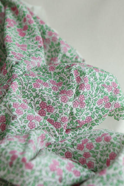 Avani B - Tissu indien coton hand block traditionnel vert et rose 2