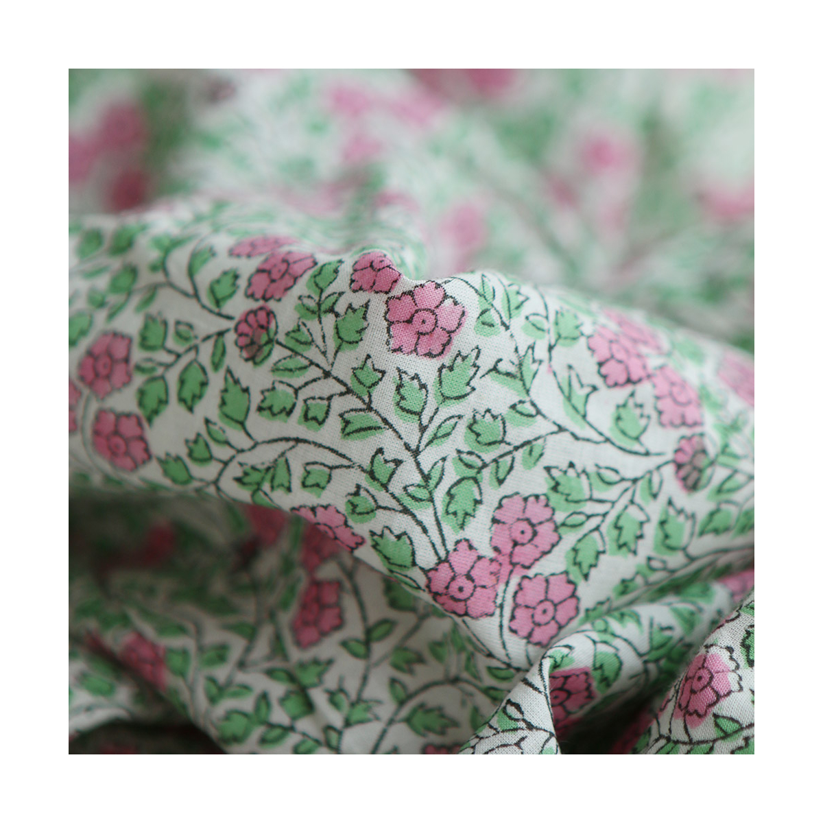 Avani B - Tissu indien coton hand block traditionnel vert et rose