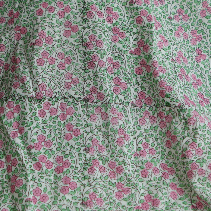 Avani B - Tissu indien coton hand block traditionnel vert et rose