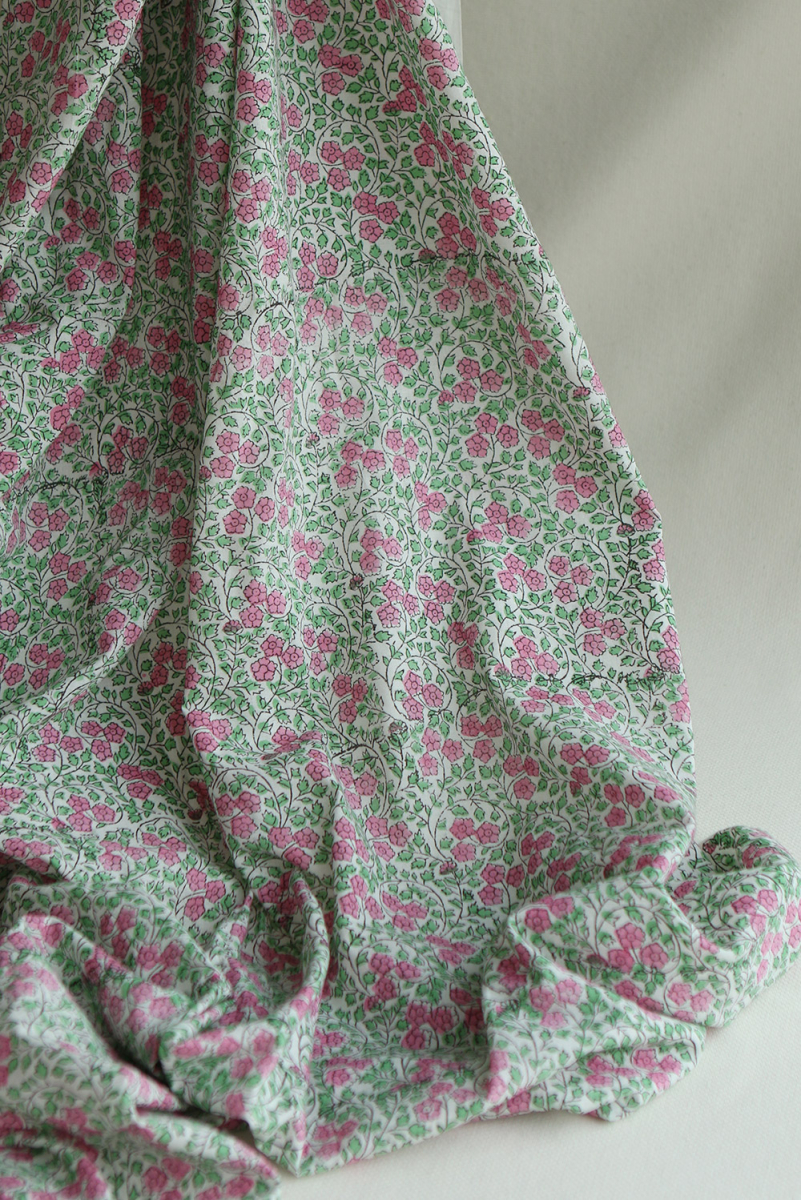Avani B - Tissu indien coton hand block traditionnel vert et rose