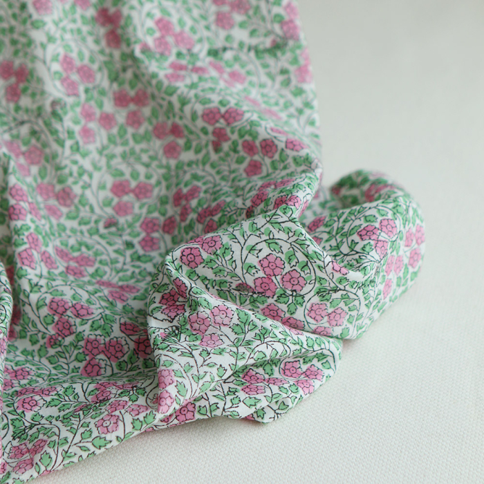 Avani B - Tissu indien coton hand block traditionnel vert et rose