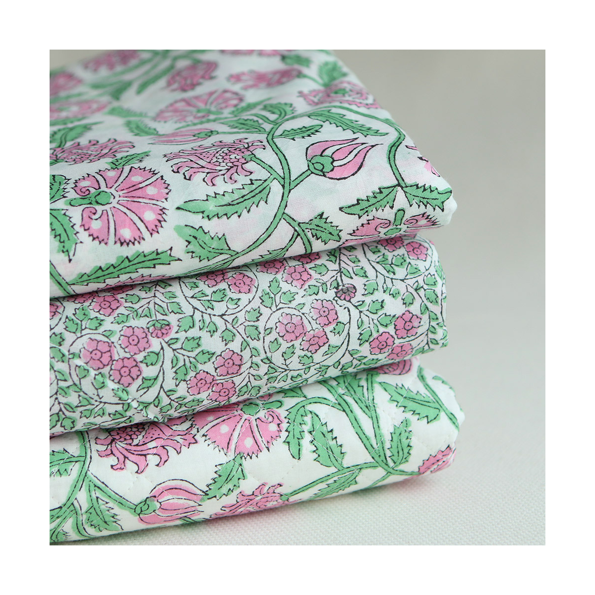 Avani B - Tissu indien coton hand block traditionnel vert et rose