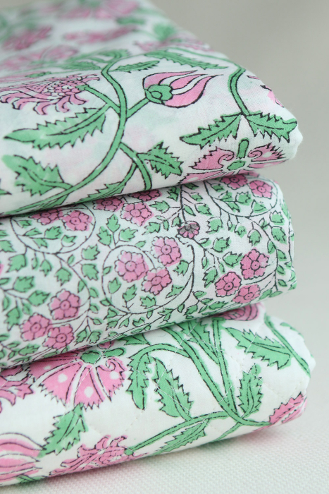 Avani B - Tissu indien coton hand block traditionnel vert et rose