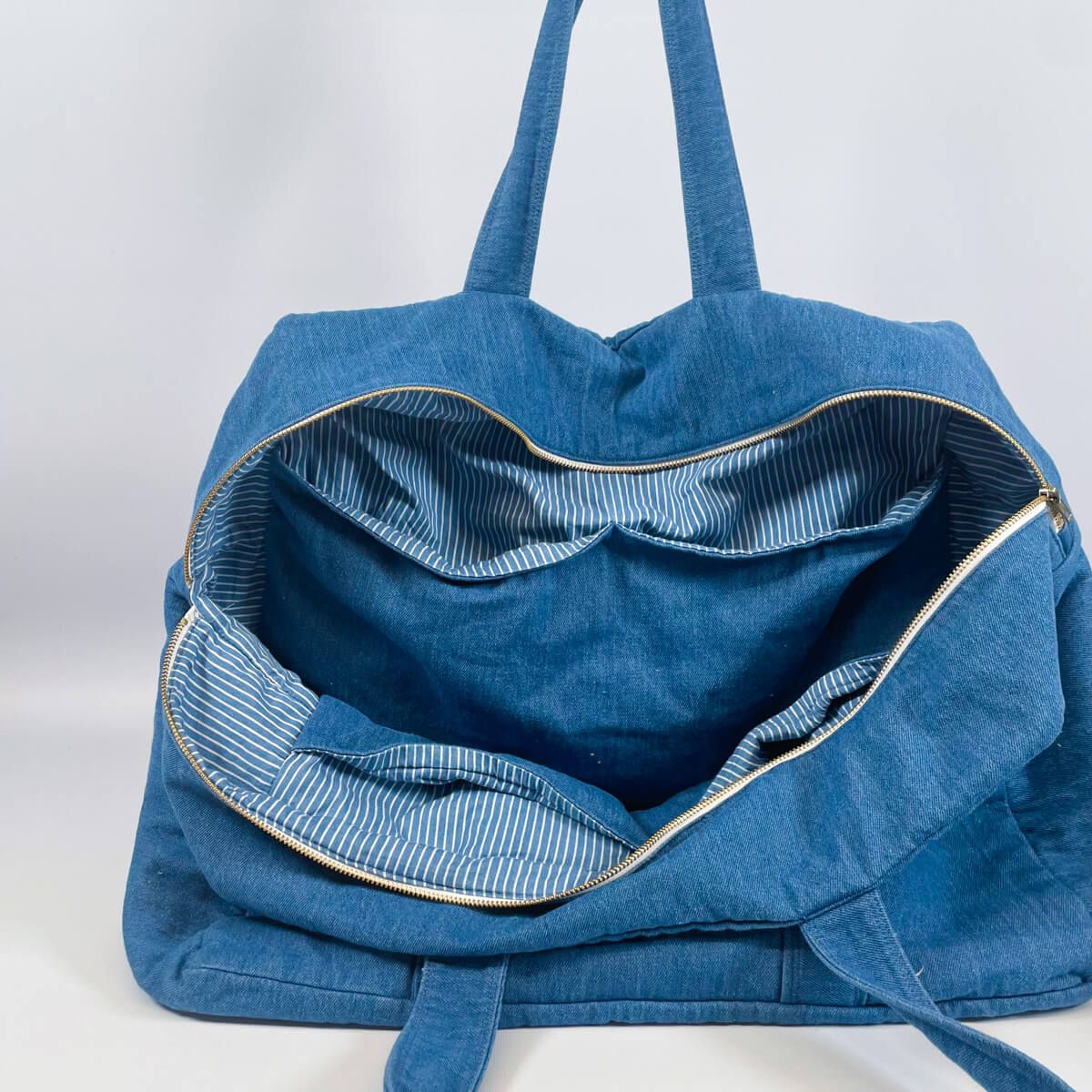 Voyage - Pochette patron Ikatee sac de voyage et trousse de toilette Voyage - Pochette patron Ikatee sac de voyage et trousse de toilette