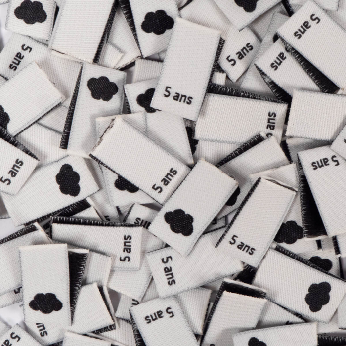 Lot 15 étiquettes tissées ©ikatee Tailles 3A au 7A