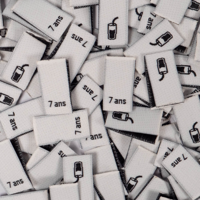 Lot 15 étiquettes tissées ©ikatee Tailles 3A au 7A