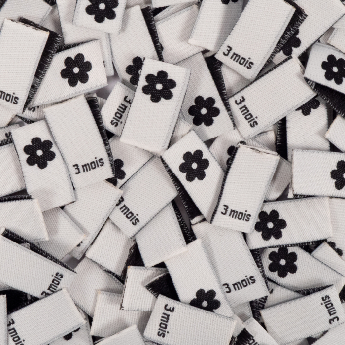 Lot 15 étiquettes tissées ©ikatee Bébé Tailles 3mois au 24mois