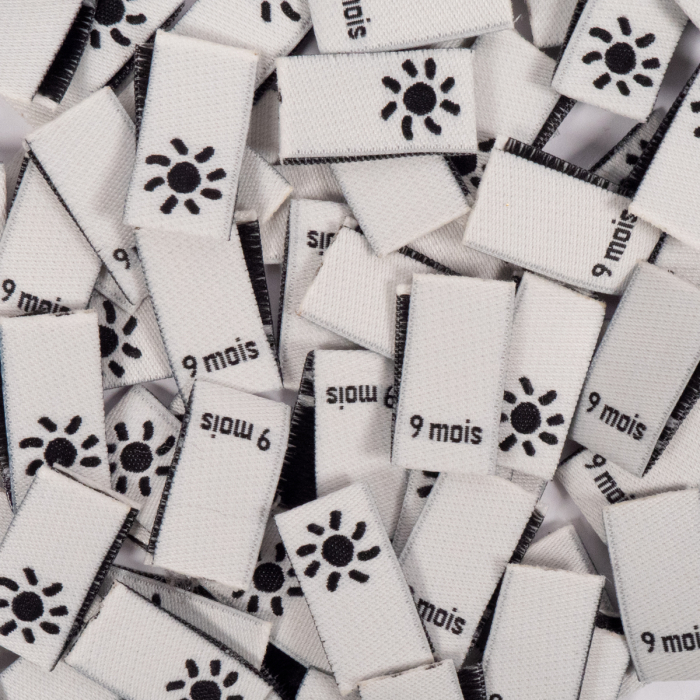 Lot 15 étiquettes tissées ©ikatee Bébé Tailles 3mois au 24mois