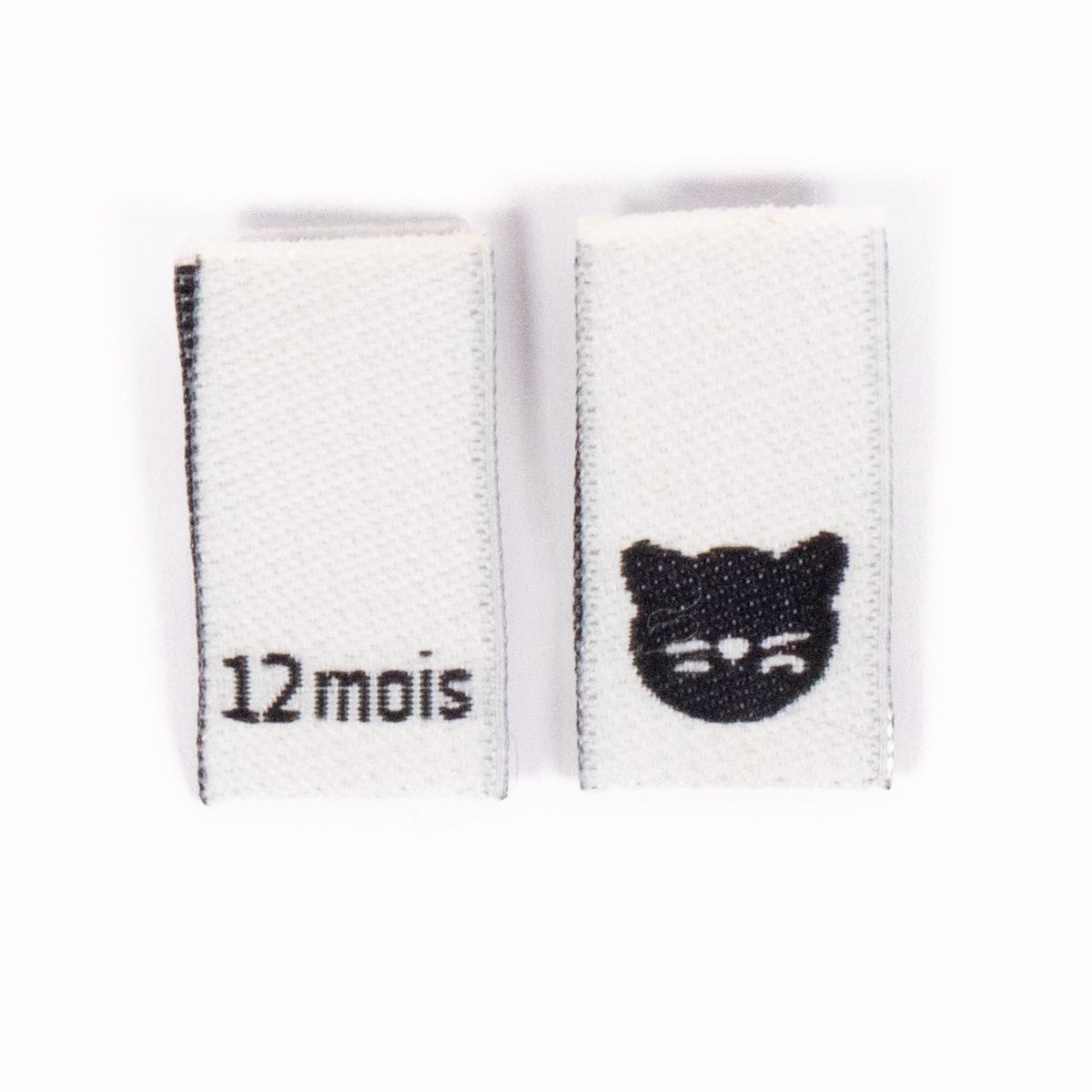 Lot 15 étiquettes tissées ©ikatee Bébé Tailles 3mois au 24mois Lot 15 étiquettes tissées ©ikatee Bébé Tailles 3mois au 24mois