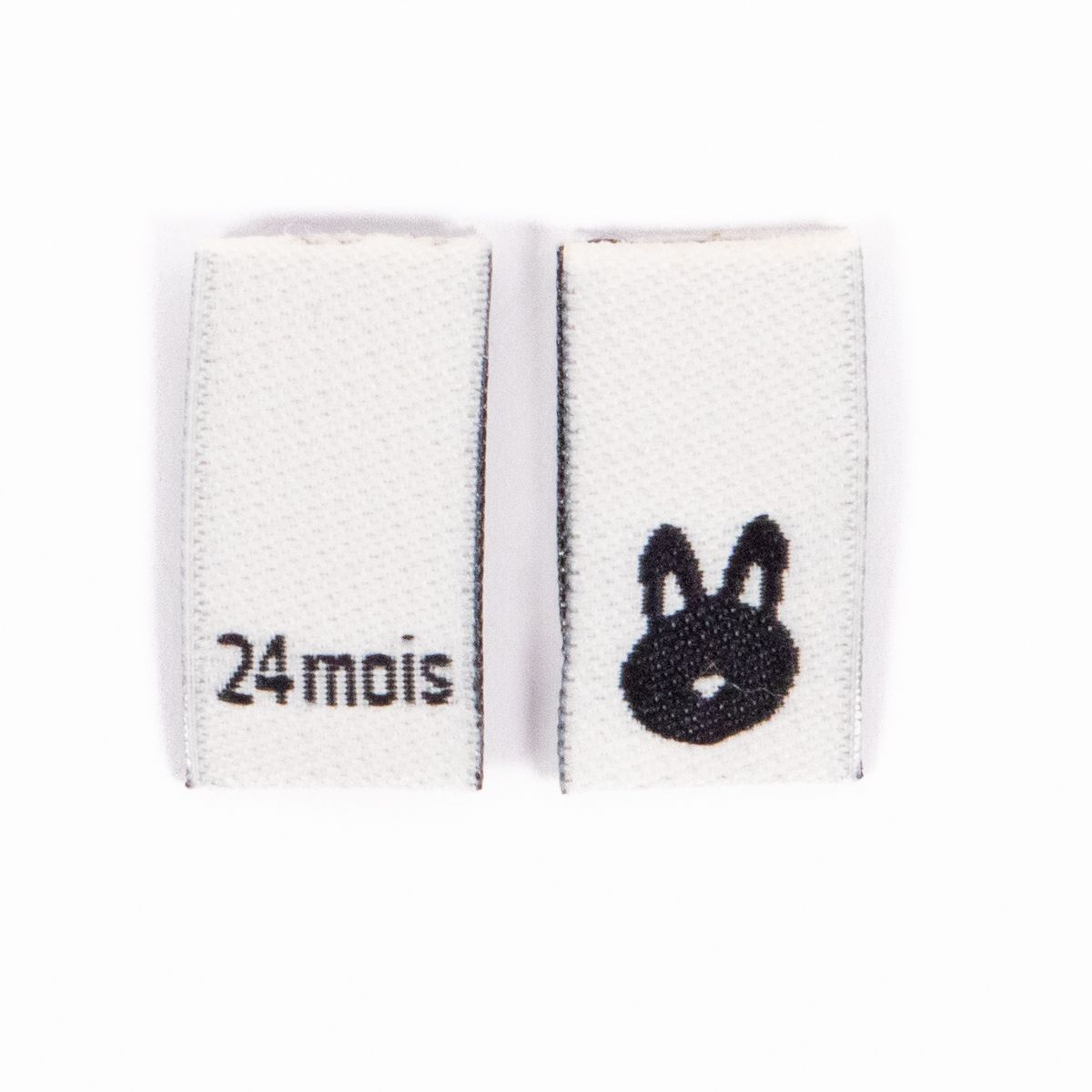 Lot 15 étiquettes tissées ©ikatee Bébé Tailles 3mois au 24mois Lot 15 étiquettes tissées ©ikatee Bébé Tailles 3mois au 24mois