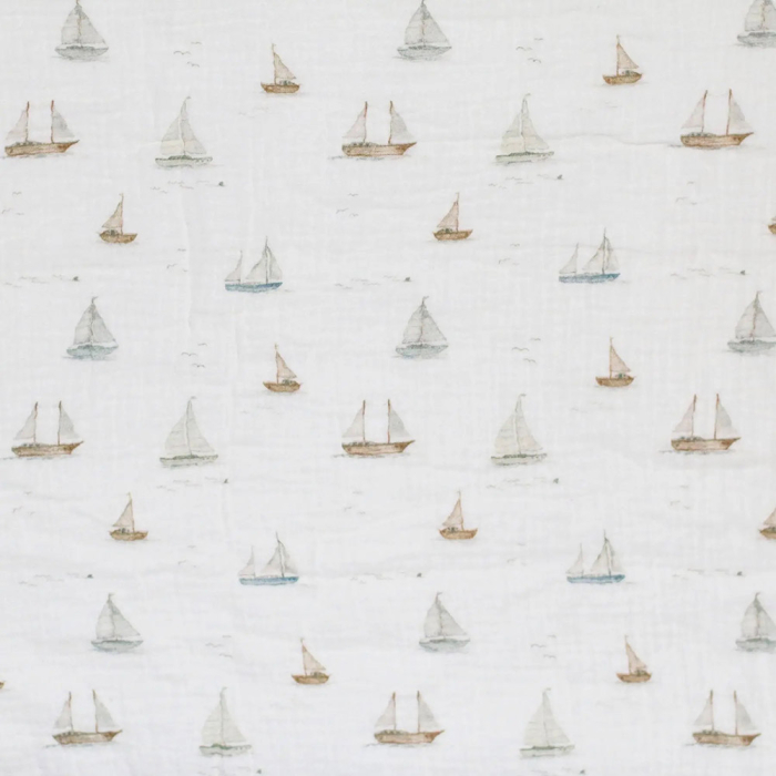 Double gaze de coton fond lait imprimés bateaux