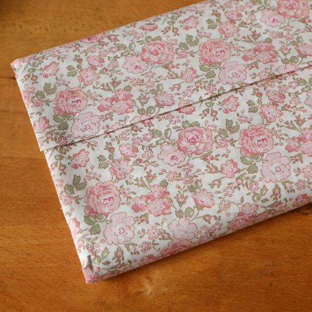 Liberty Tana Lawn® Felicite exclusif Alice Caroline Liberty Tana Lawn® Felicite exclusif Alice Caroline