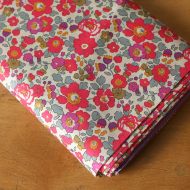Liberty Tana Lawn® Betsy exclusif Fluo Thé Liberty Tana Lawn® Betsy exclusif Fluo Thé