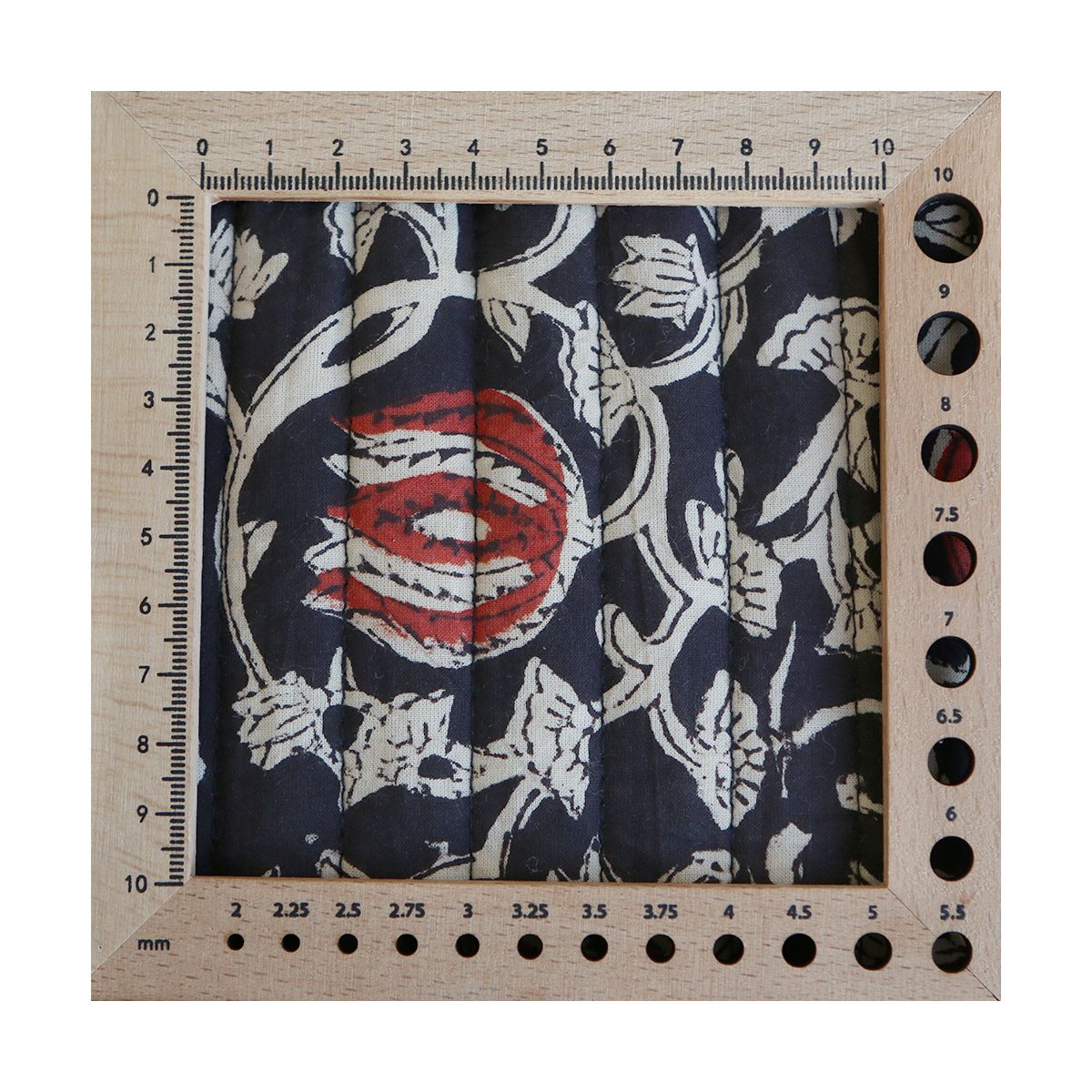 Saira - Tissu indien matelassé double face coton hand block largeur 100cm Saira - Tissu indien matelassé double face coton hand block largeur 100cm